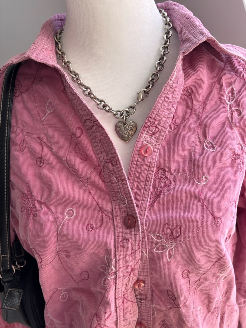 Tradition Country Collection Embroidered Button-Up 🌸 - Picture 2 of 6